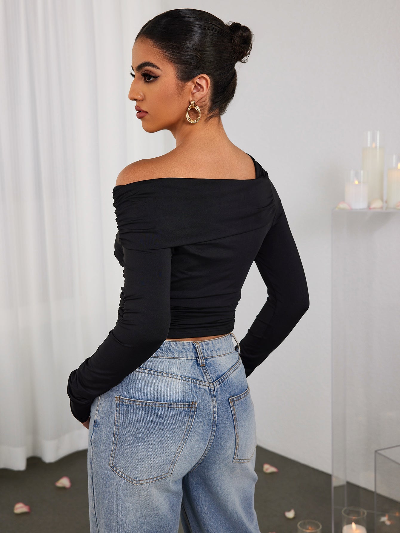 Ruched One-shoulder Long-sleeved Top