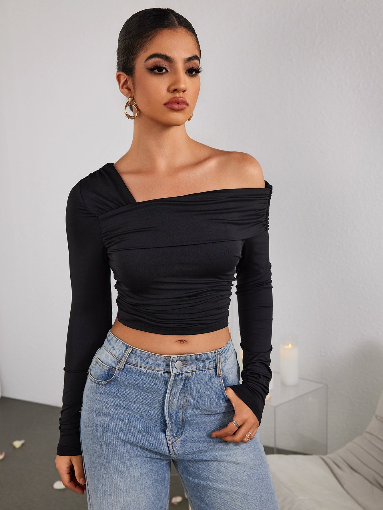 Ruched One-shoulder Long-sleeved Top