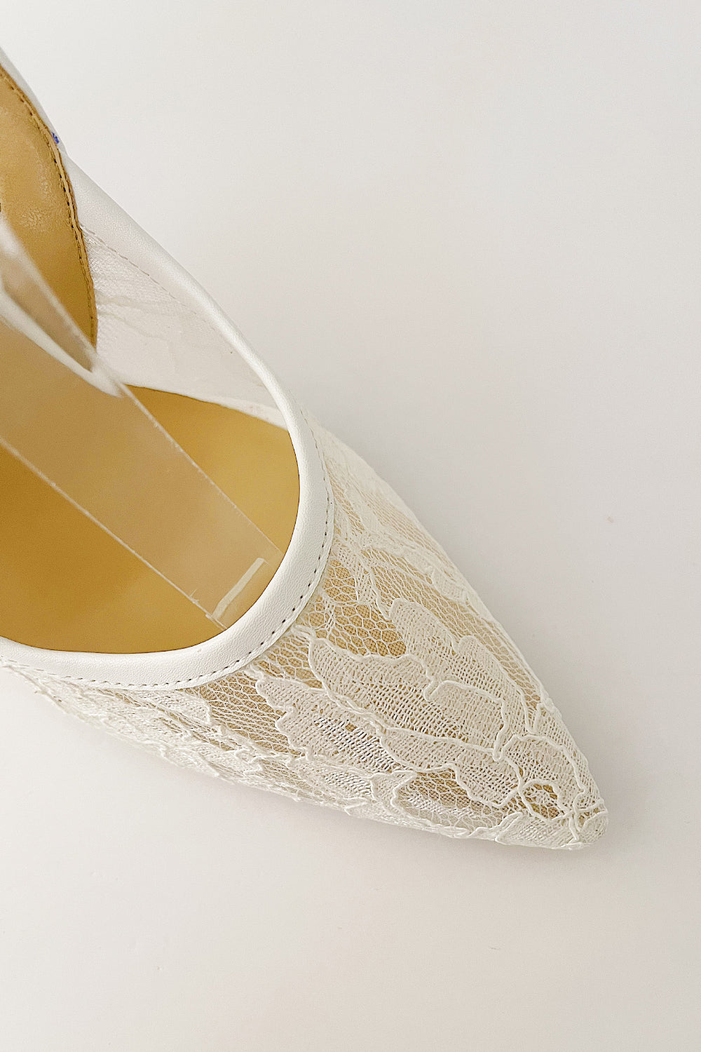 Lace Pointed Slingback High Heeled Pumps