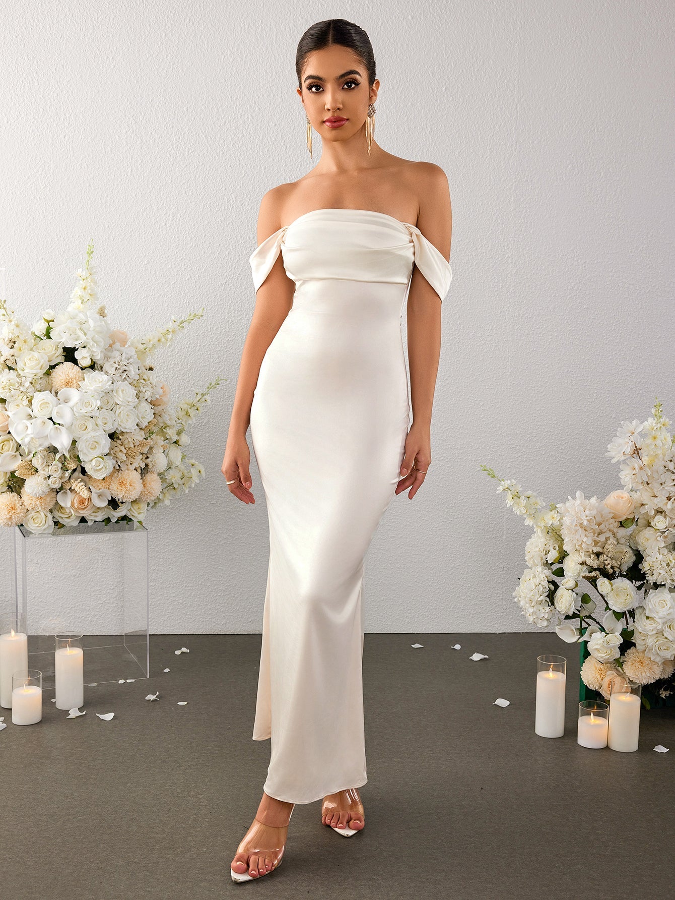 Temperament Straight-neck Satin Solid Color Bodycon Maxi Dress