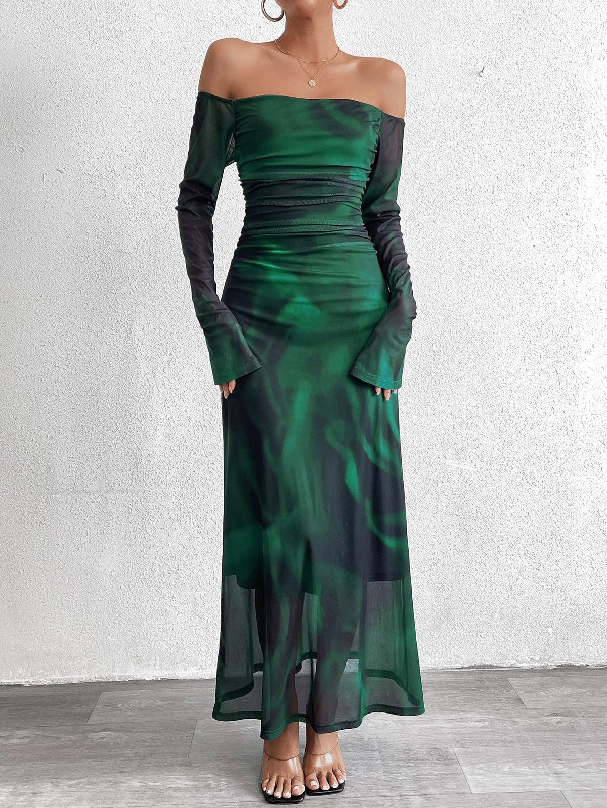 Fashion Print Straight-Neck Slim Fitting Maxi Dress