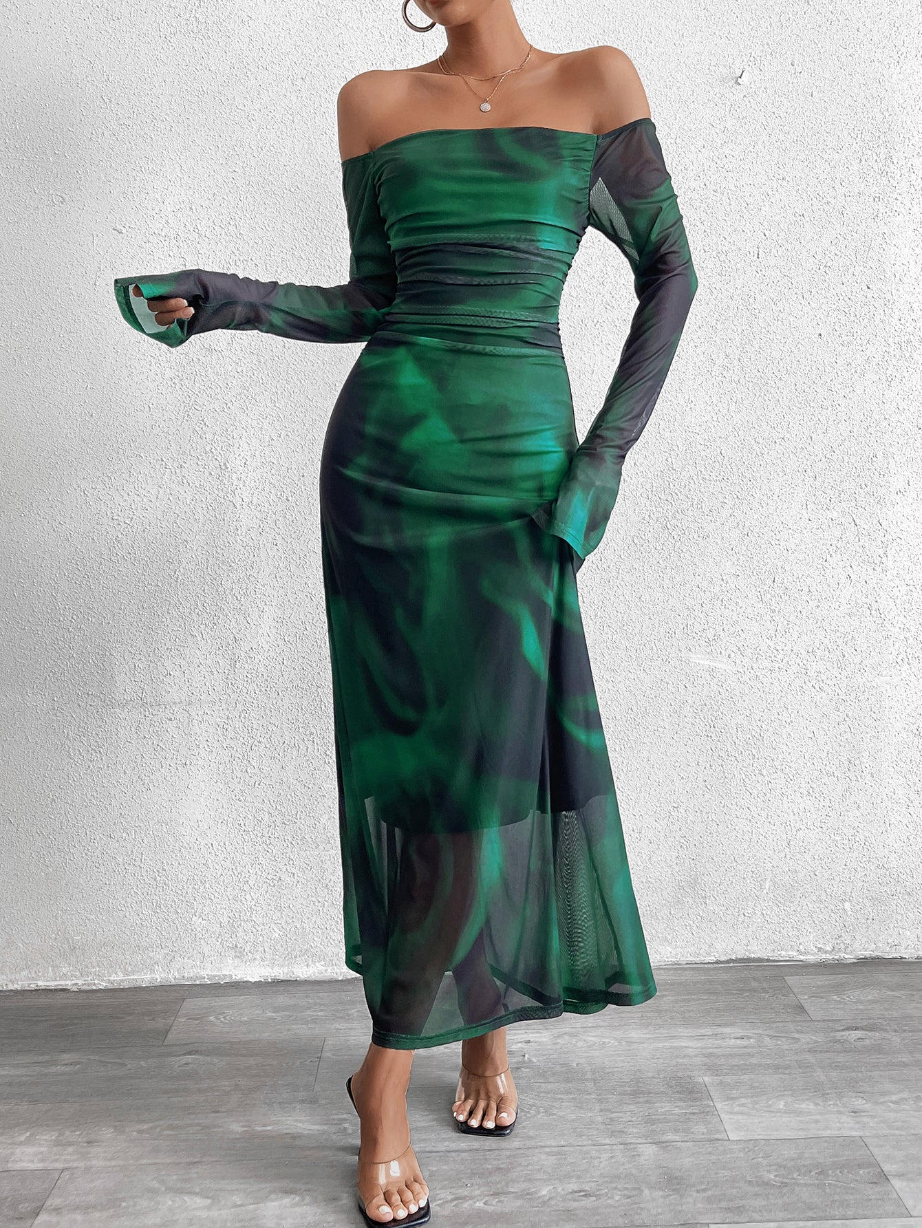 Fashion Print Straight-Neck Slim Fitting Maxi Dress