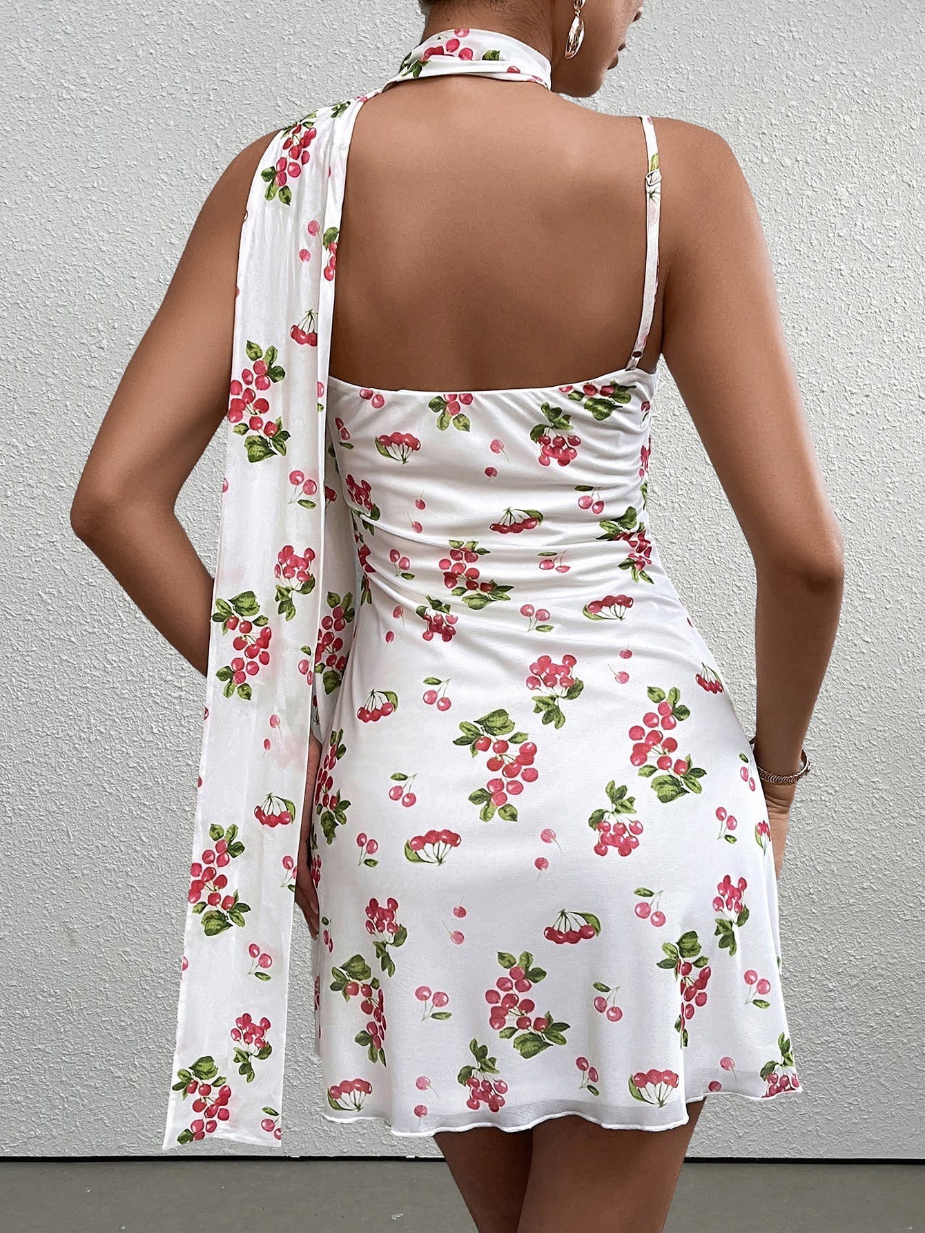 Elegant Sleeveless Backless Printed Mini Dress