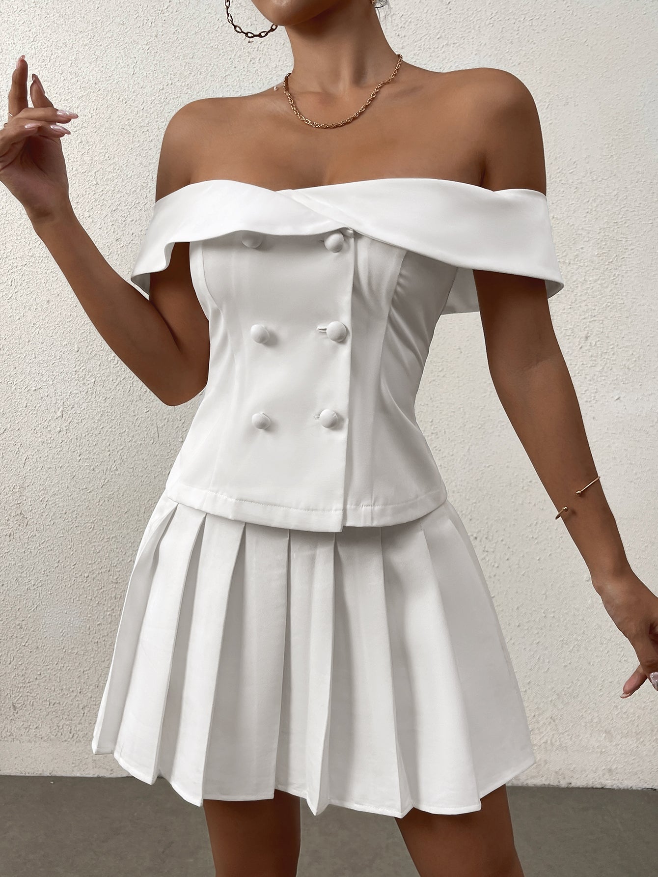 Vintage Breasted Solid Off-Shoulder Top