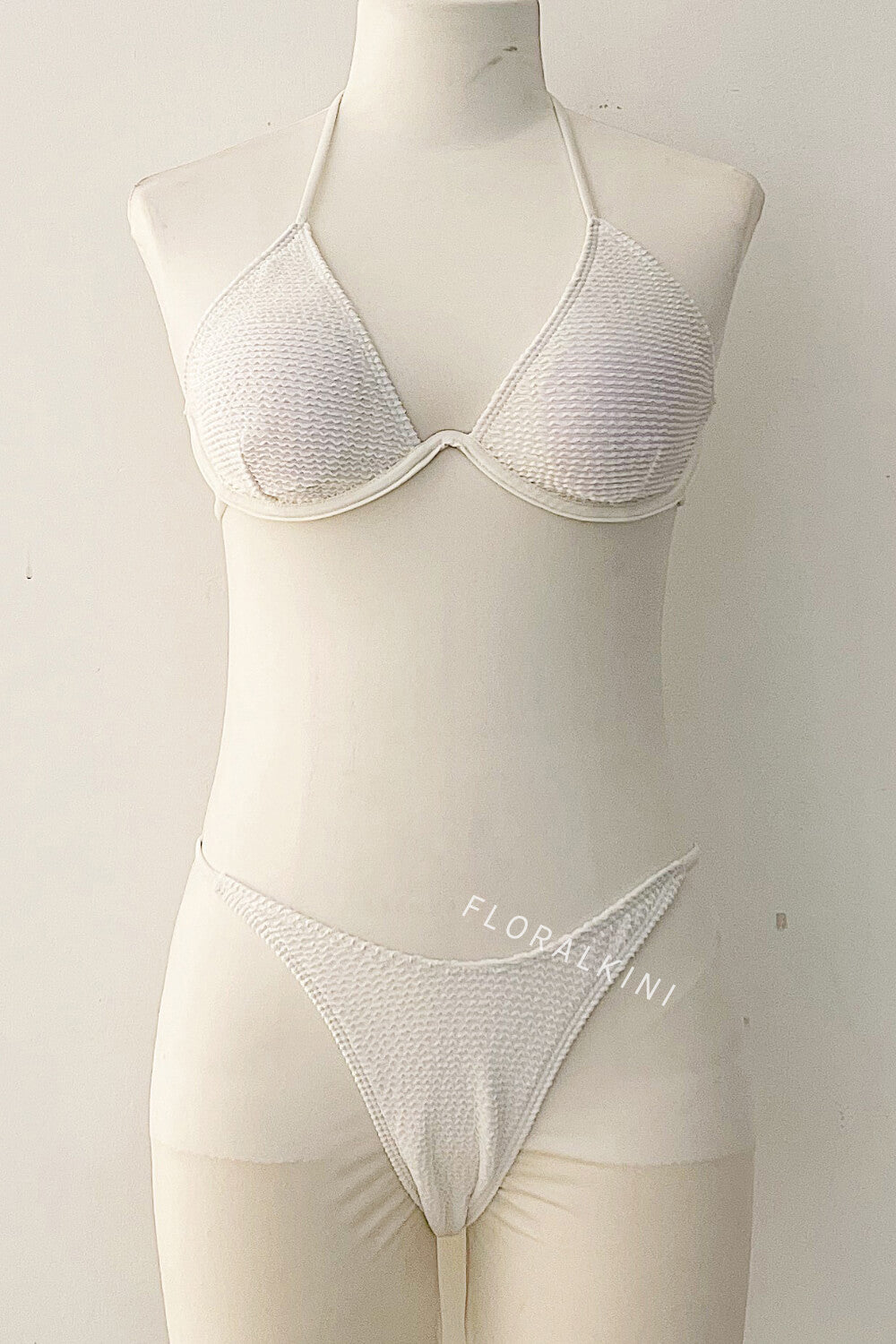 White Textured Underwire V Halter Bikini Top