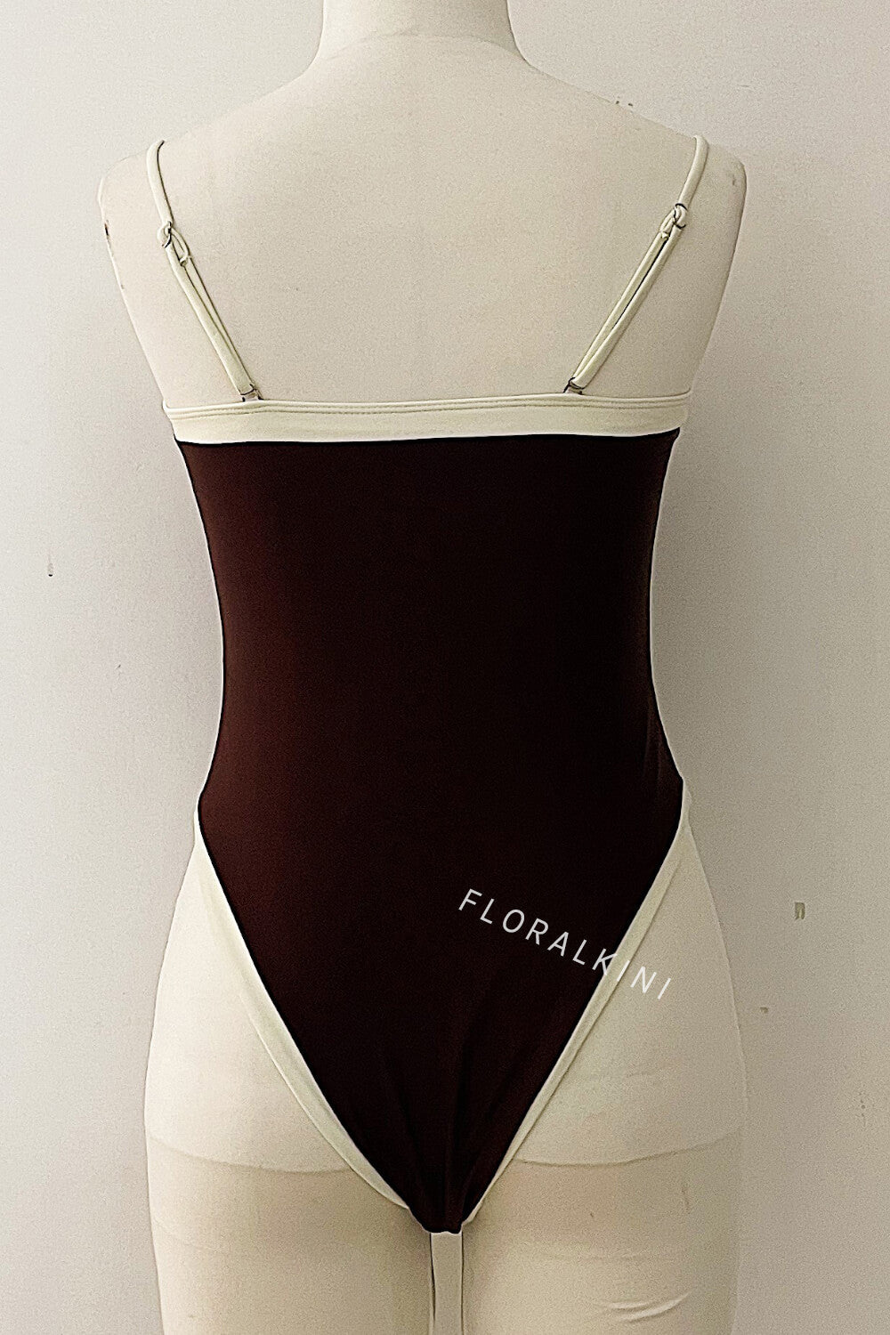 Color Block Strapless One Piece Swimsuit With Detachable Belt - Chocolate & White