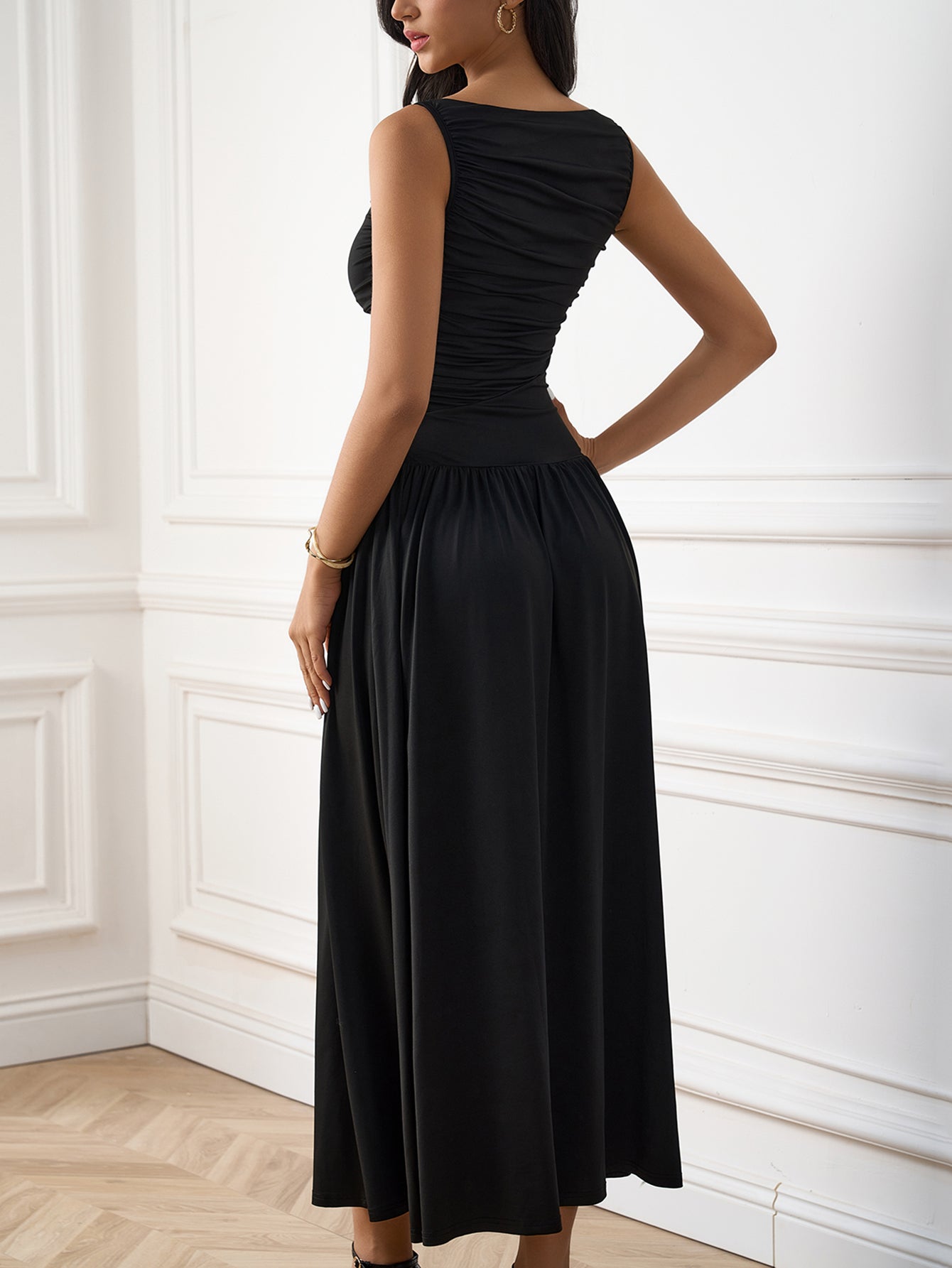 Elegant Solid Sleeveless Ruched Maxi Dress