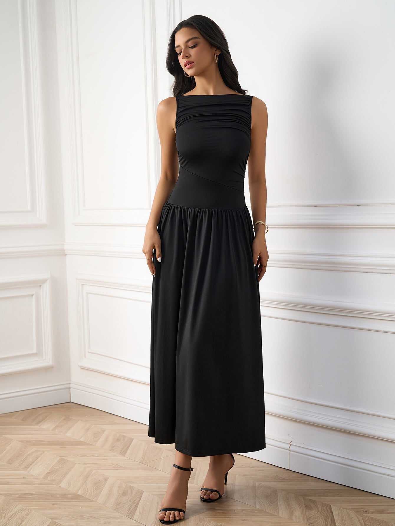Elegant Solid Sleeveless Ruched Maxi Dress