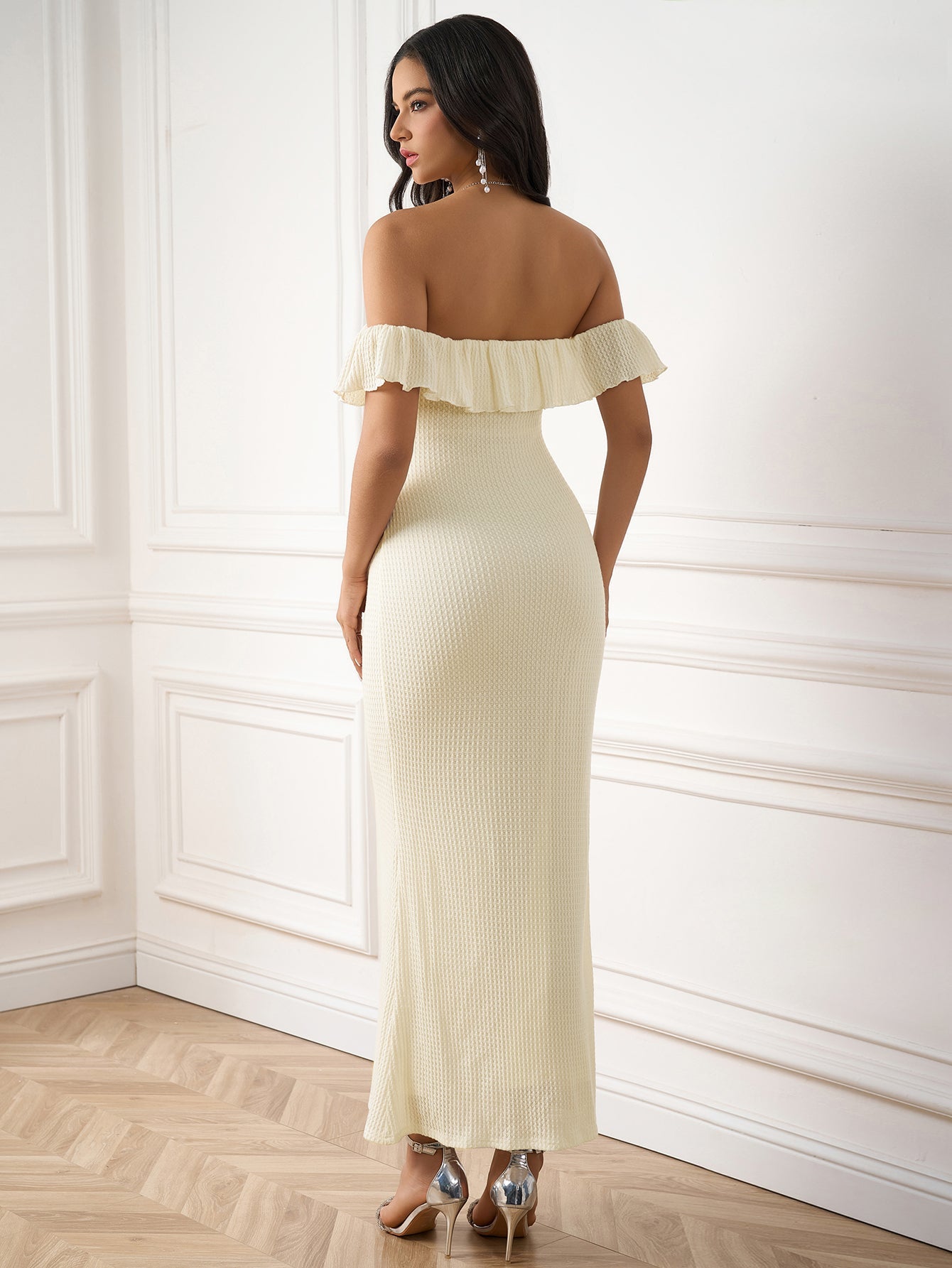 Knitted Off-Shoulder Ruched Bodycon Maxi Dress
