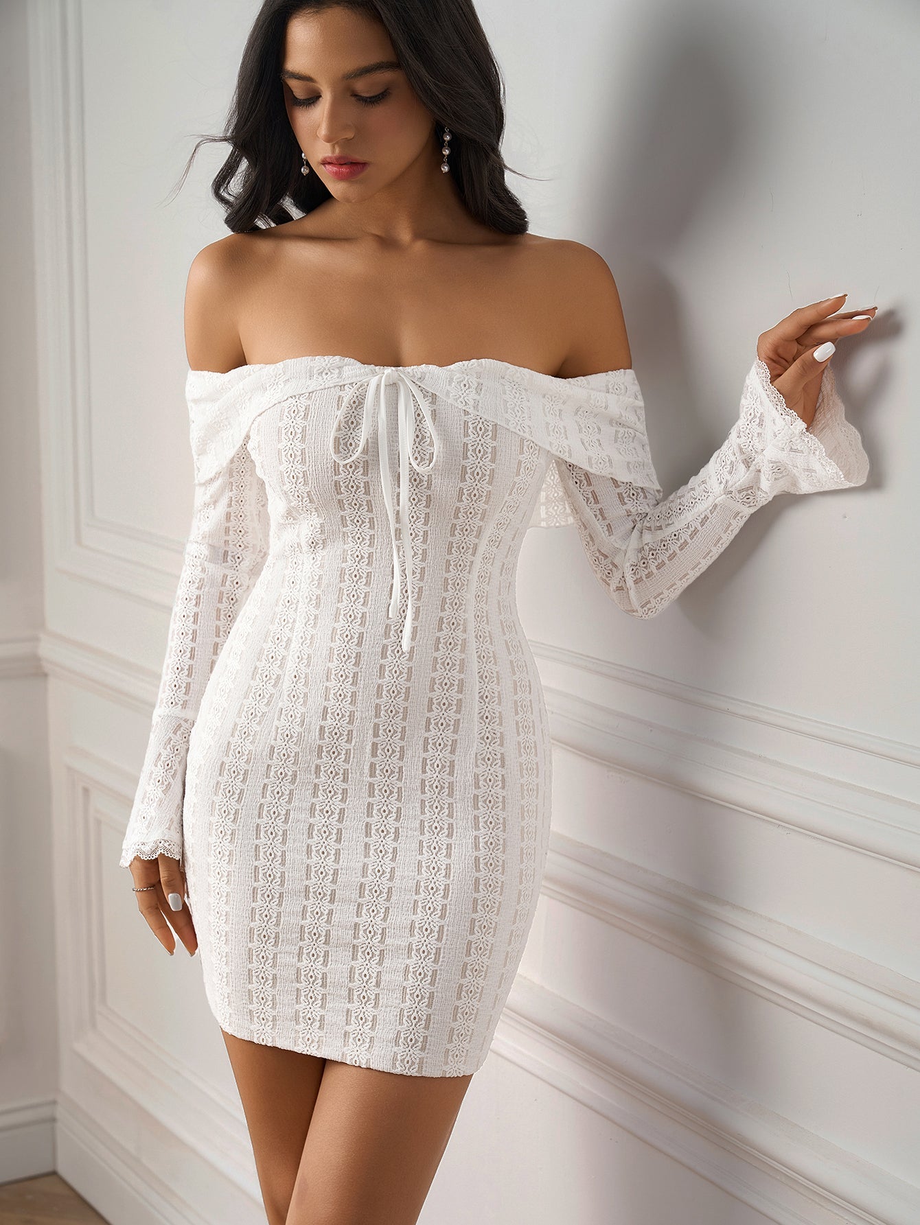 Elegant Off-Shoulder Long Sleeve Lace Bodycon Mini Dress