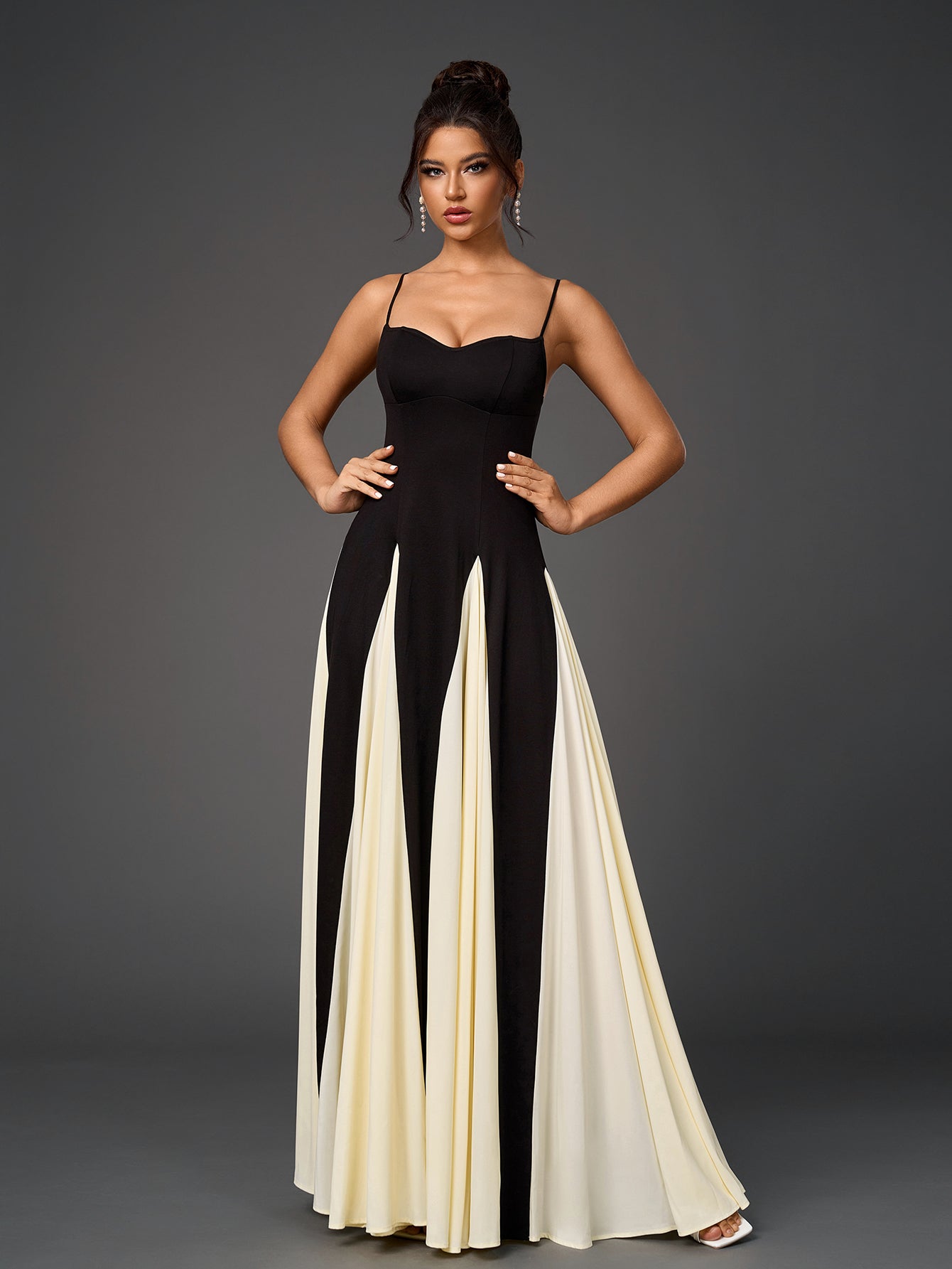 French Black and White Contrast Sleeveless Backless Slim Slip Dress