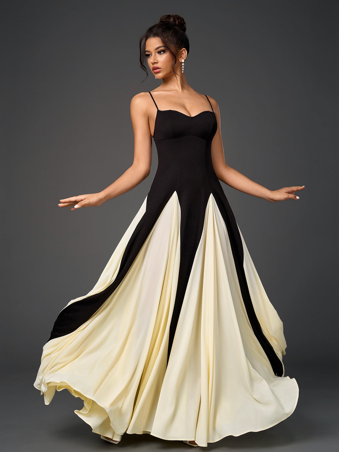 French Black and White Contrast Sleeveless Backless Slim Slip Dress
