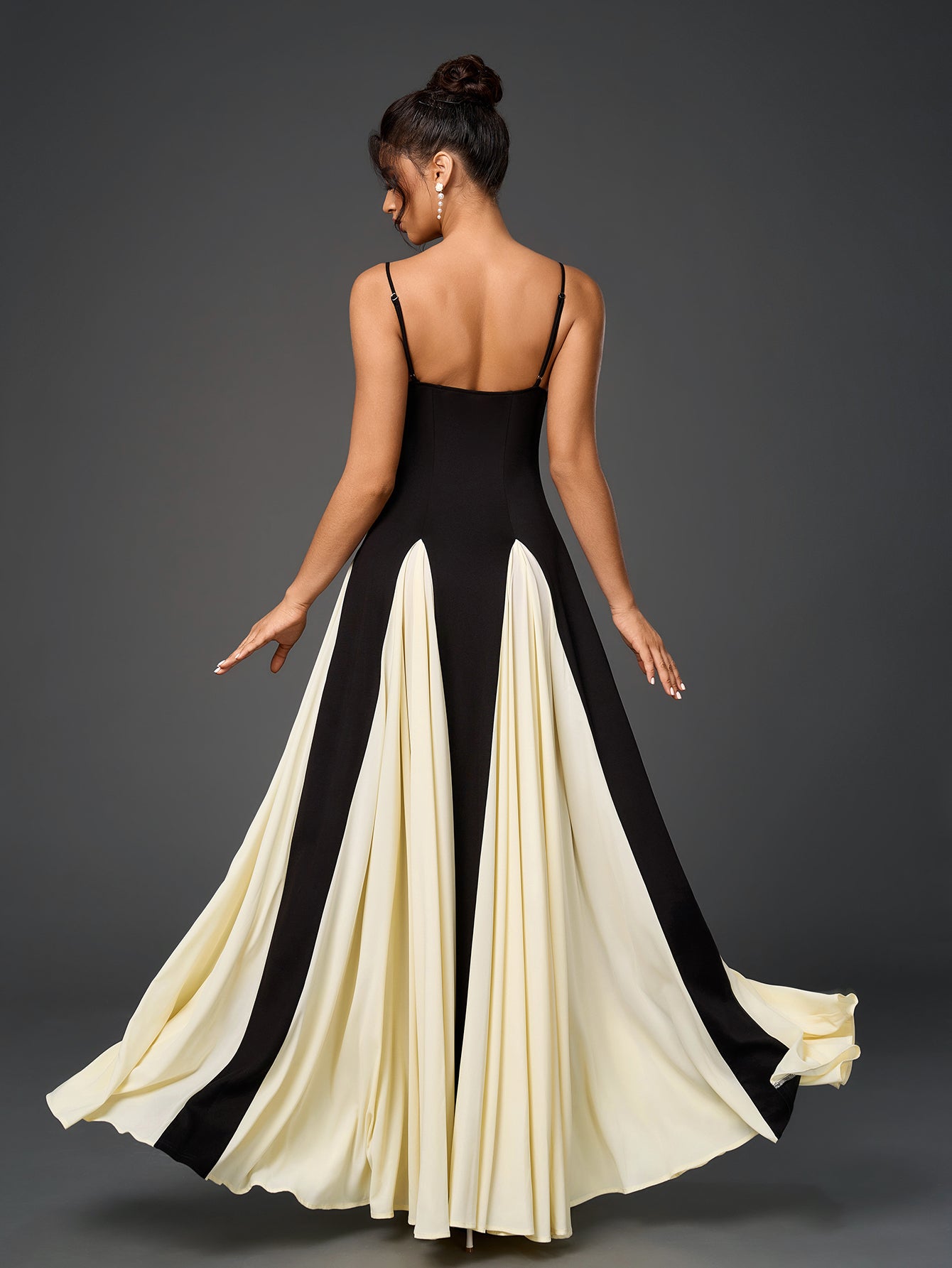 French Black and White Contrast Sleeveless Backless Slim Slip Dress