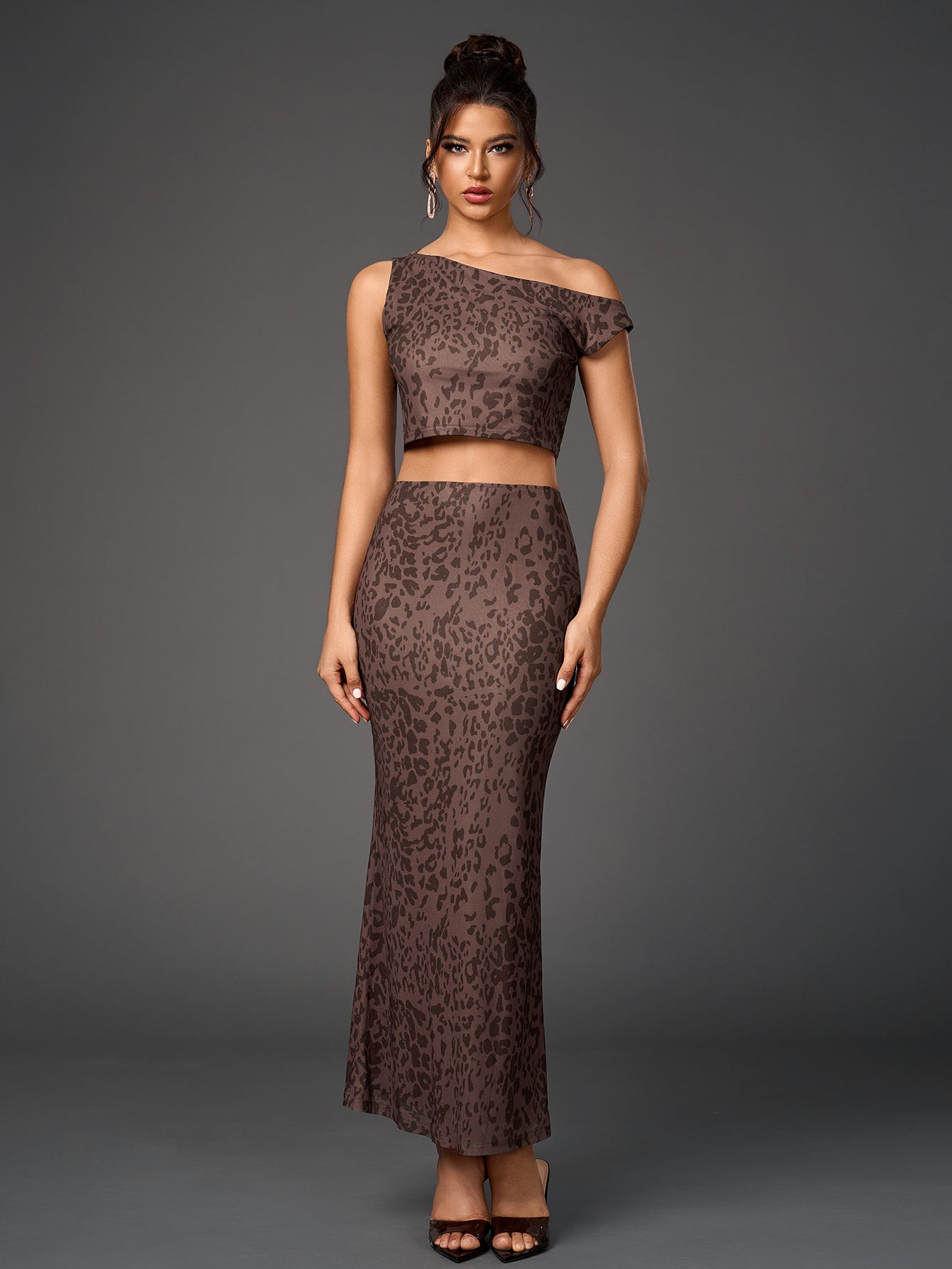 Sleeveless Backless Crop Top & Bodycon Skirt