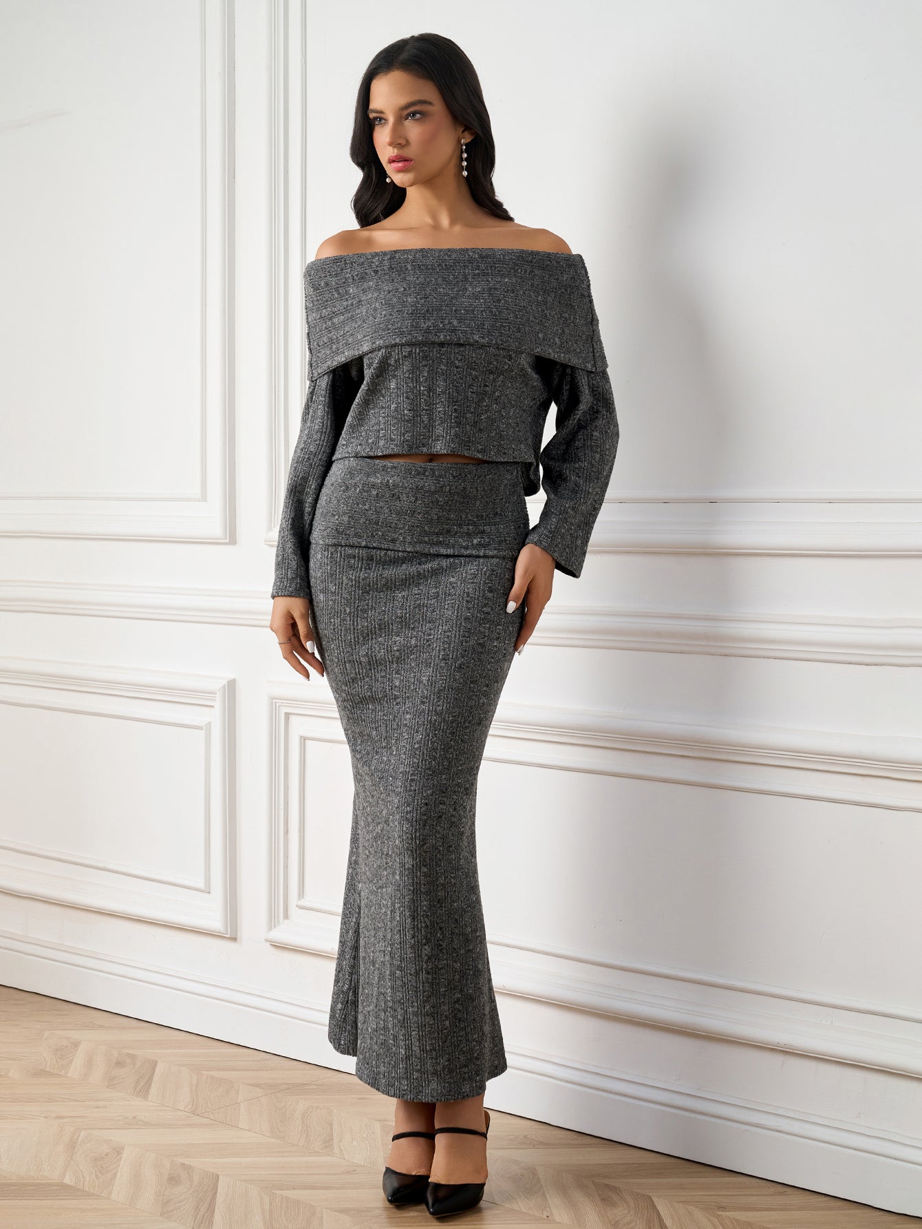 Elegant Off-Shoulder Solid Long-Sleeve Ruched Bodycon Maxi Dress