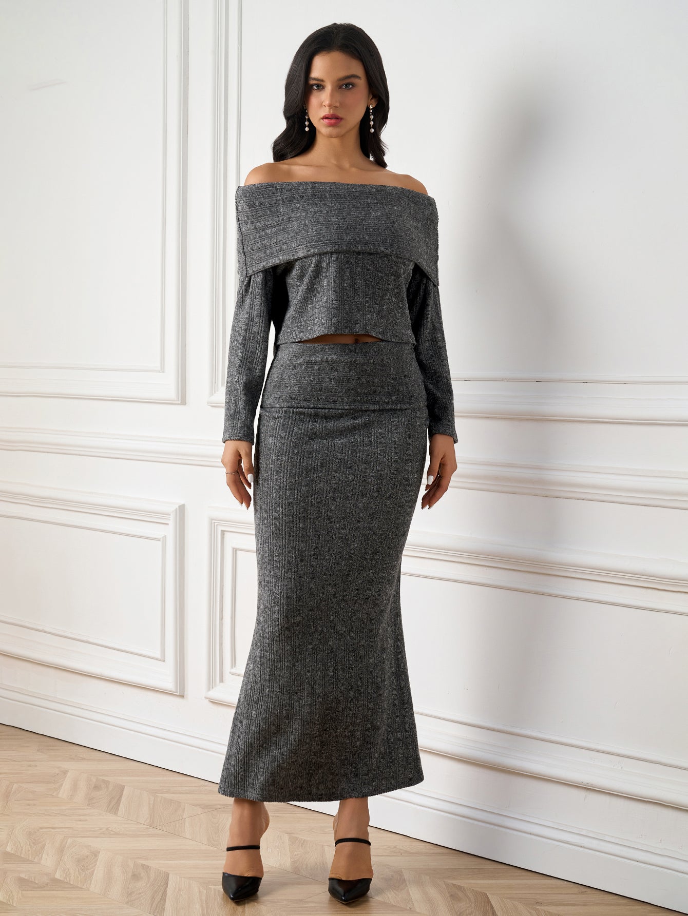 Elegant Off-Shoulder Solid Long-Sleeve Ruched Bodycon Maxi Dress