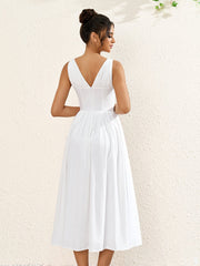 Hepburn Style Deep V-Neckline Sleeveless Ruched Midi Dress