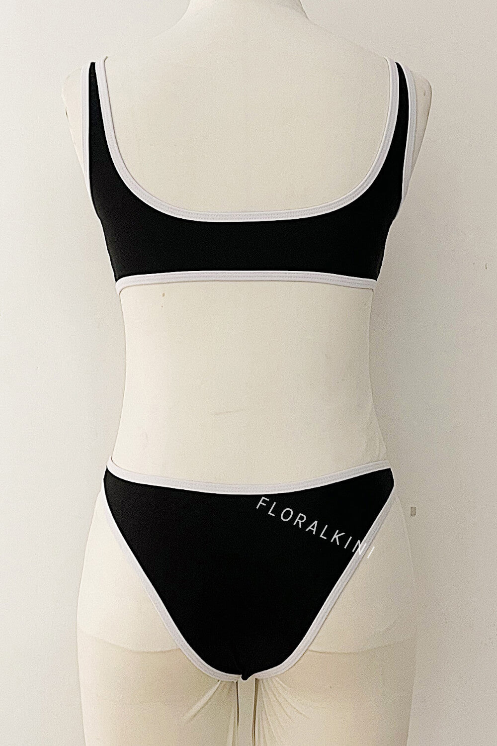 Contrast Trim Color Block Bralette High-Leg Bikini Set - Black & White