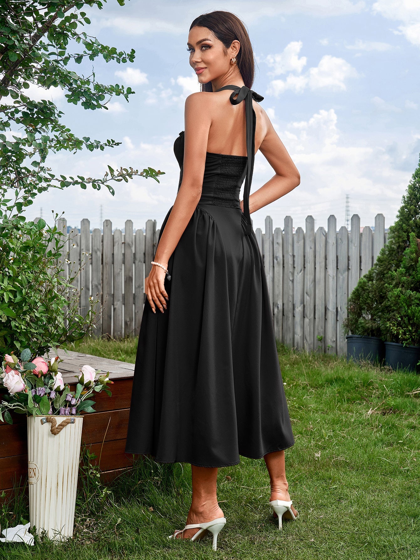 Sexy and Fashionable Halter Neck Cinched Waist Ruched Dress