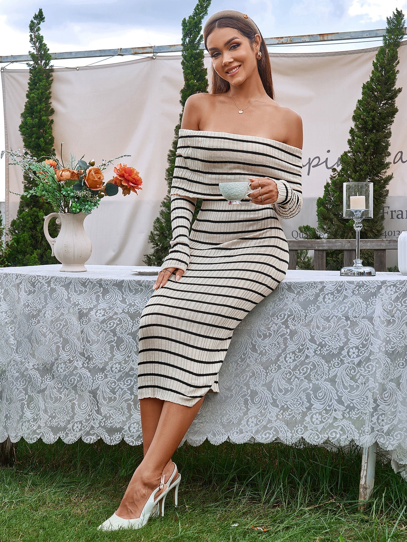 Temperament Striped Long-Sleeved Off-Shoulder Strapless Bodycon Midi Dress