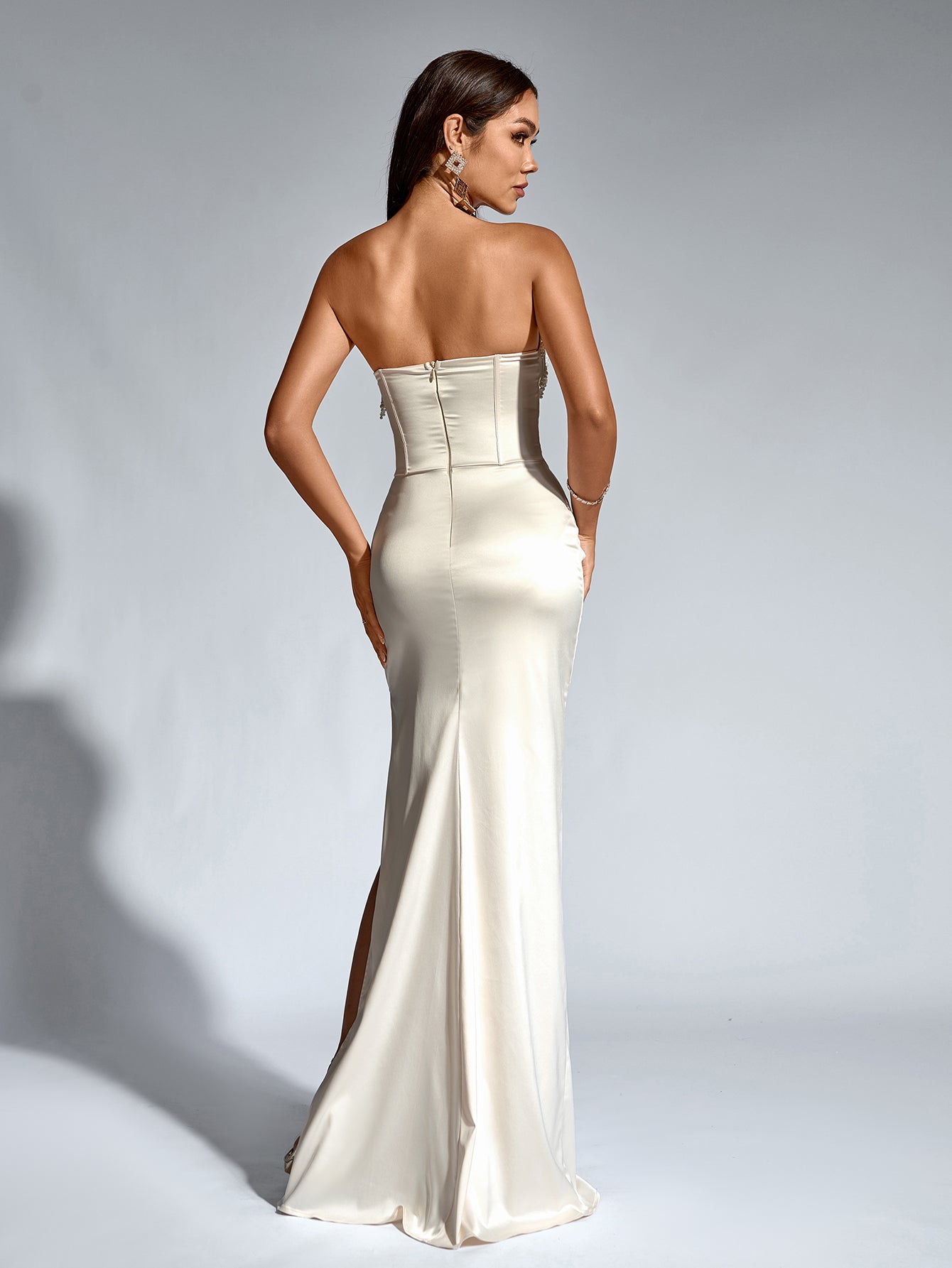 Elegant Beaded Tassels Cinched Waist Ruched Strapless Bodycon Gown