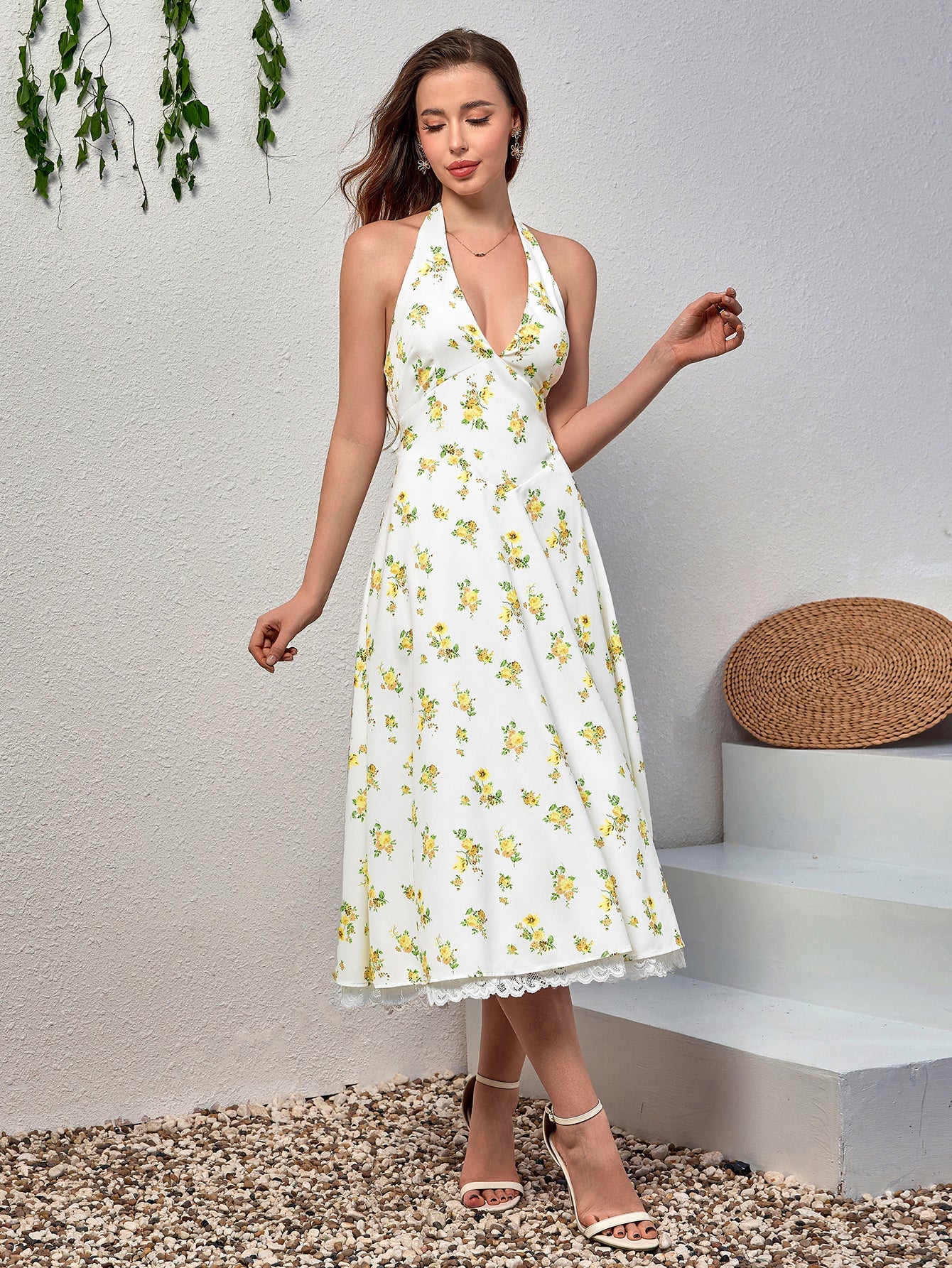 Deep V-Neck Smocking Lace Spliced Floral Dress