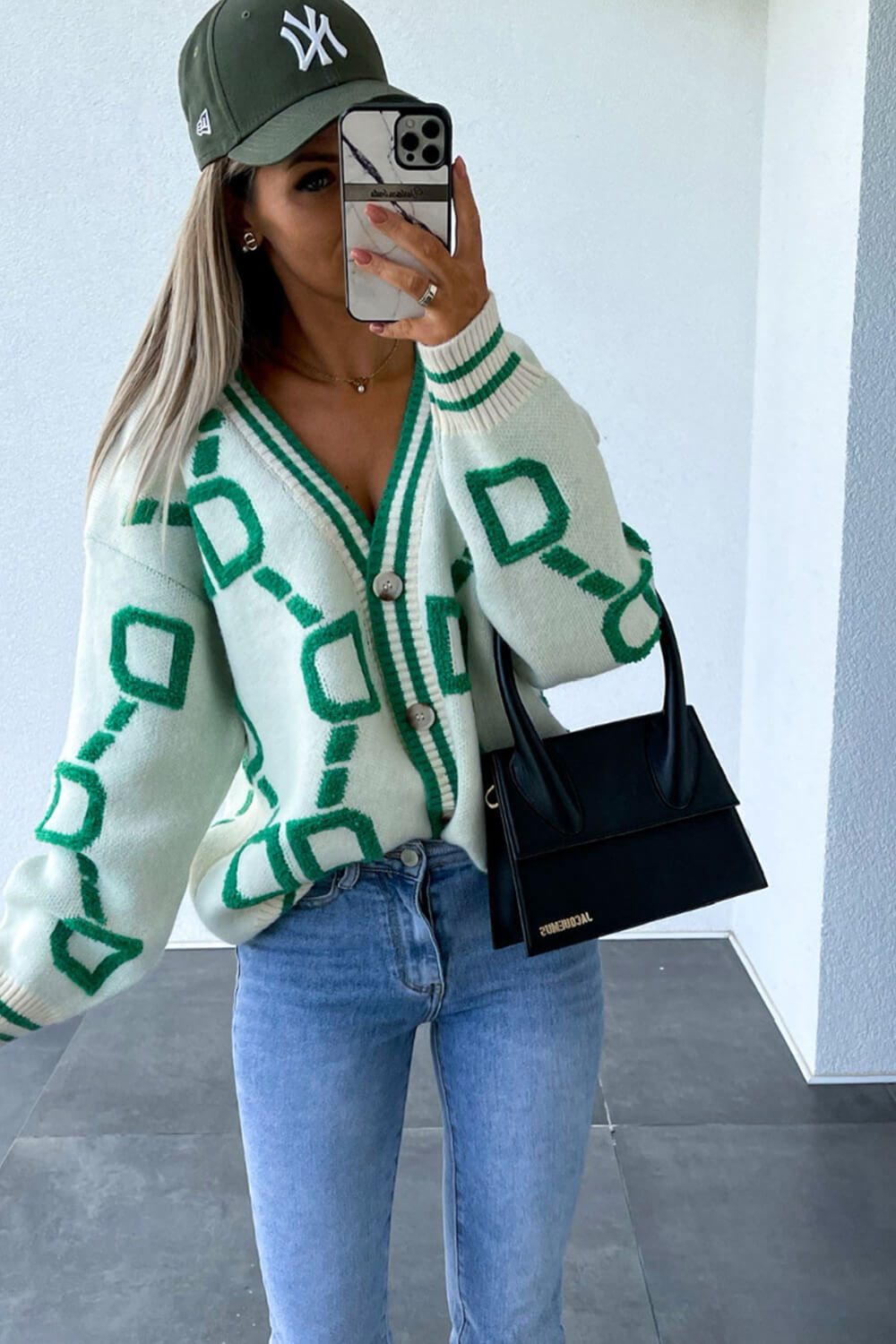 Letter D Chain Print Front Button V Neck Knit Cardigan