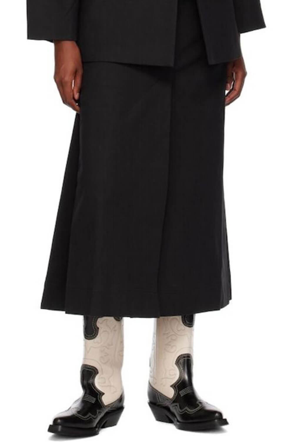 Black And White Embroidered Western Cowboy Pointed-Toe Mid-Calf Boots