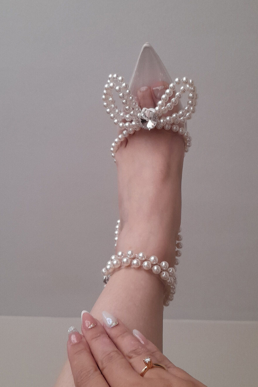 Pearl Bow Clear Perspex Wrap Around Pointed Toe Stiletto Court Heels