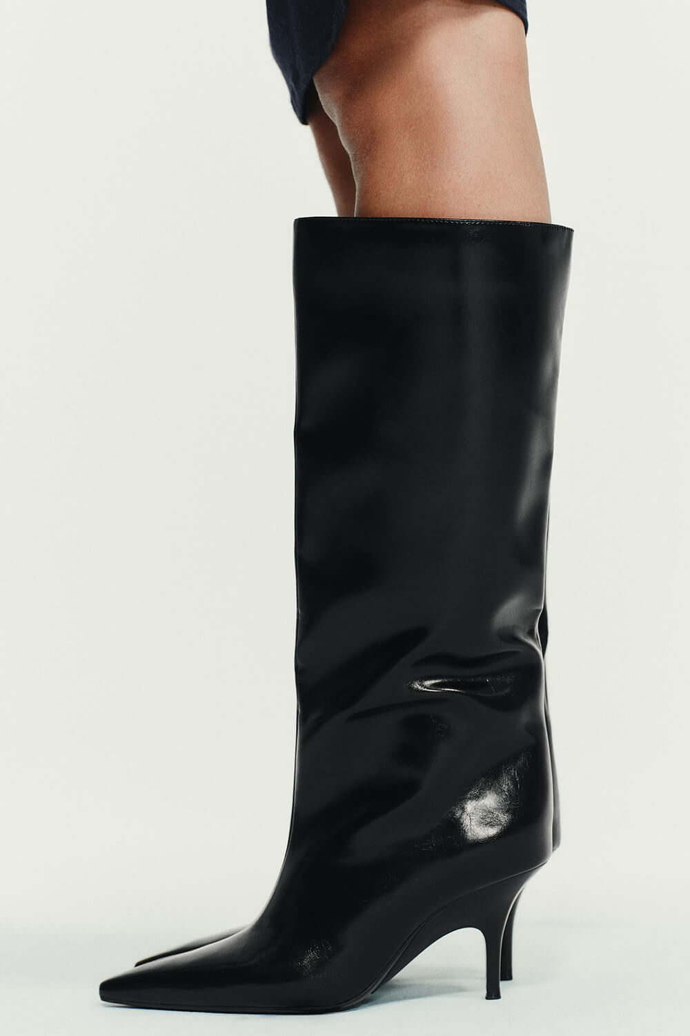 Black Knee High Kitten Heel Boots