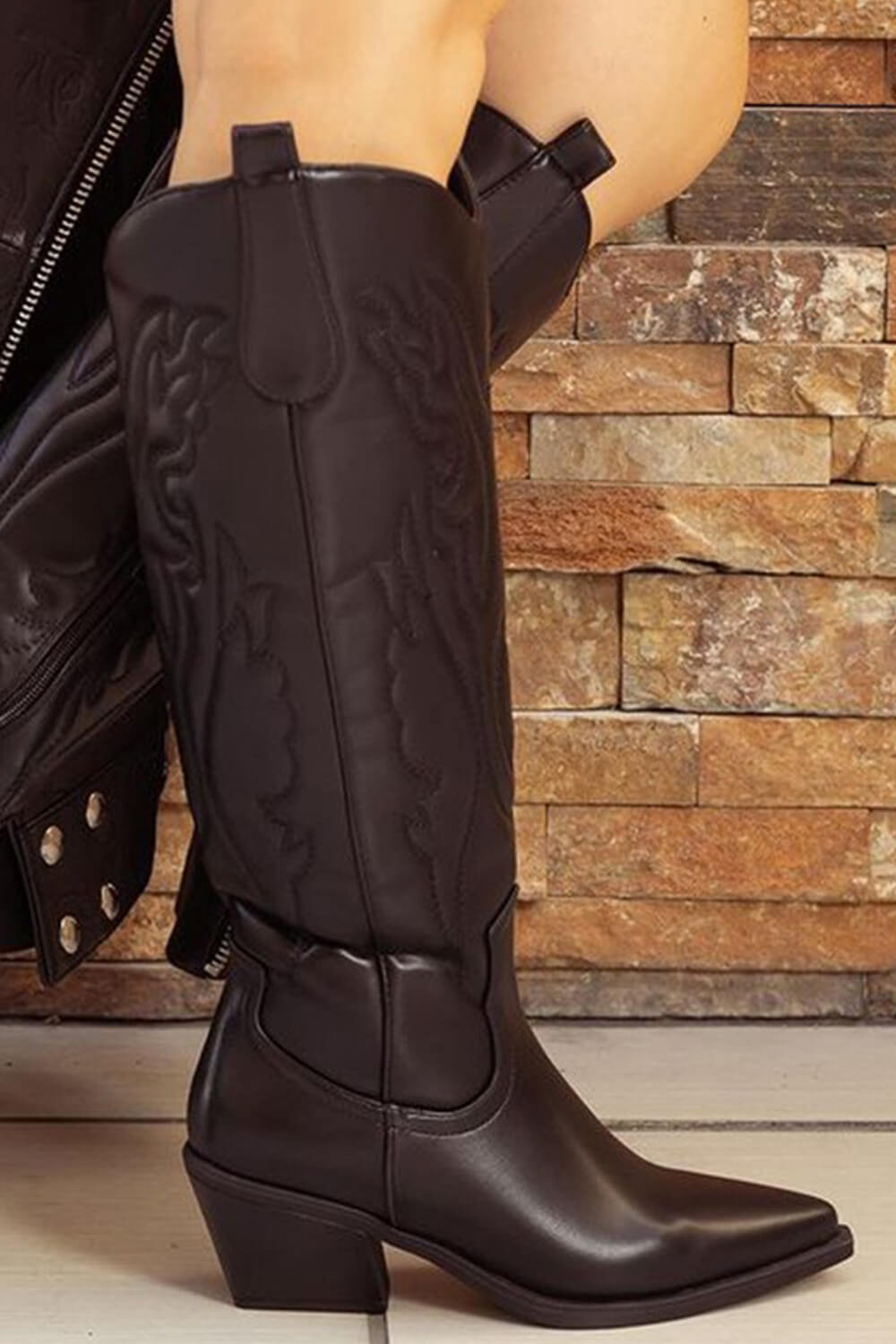 Black Embroidered Western Cowboy Pointed-Toe Mid-Calf Boots