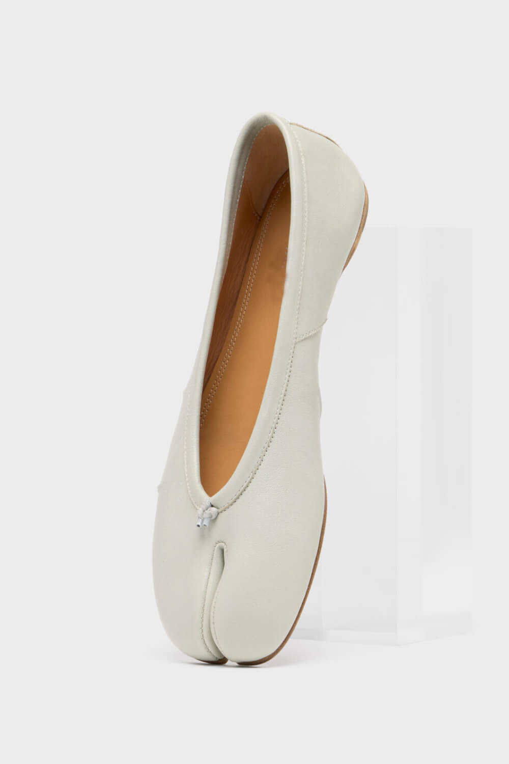 Tabi Split-Toe Ballerina Flats