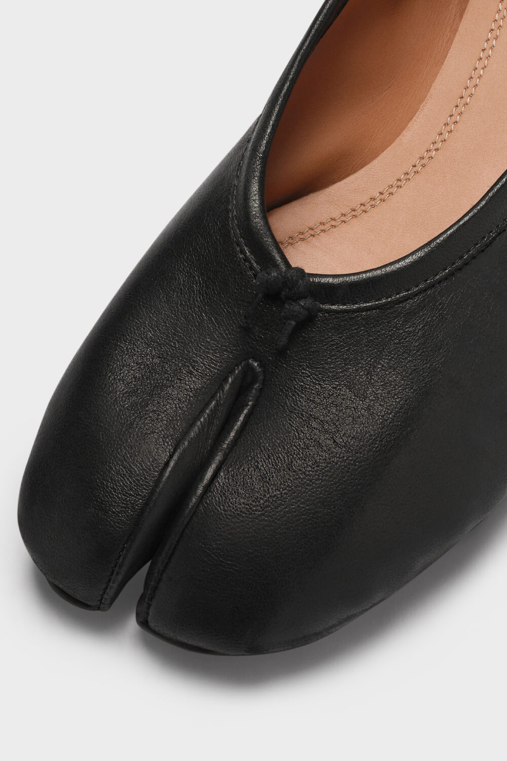 Tabi Split-Toe Ballerina Flats